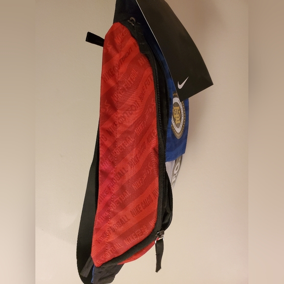 Nike FC Hip Pack - Picture 3 of 6